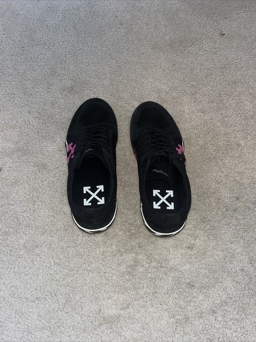 Size 11.5 - Off-White c/o Virgil Abloh Black And Pink Low Vulcanized Sneakers