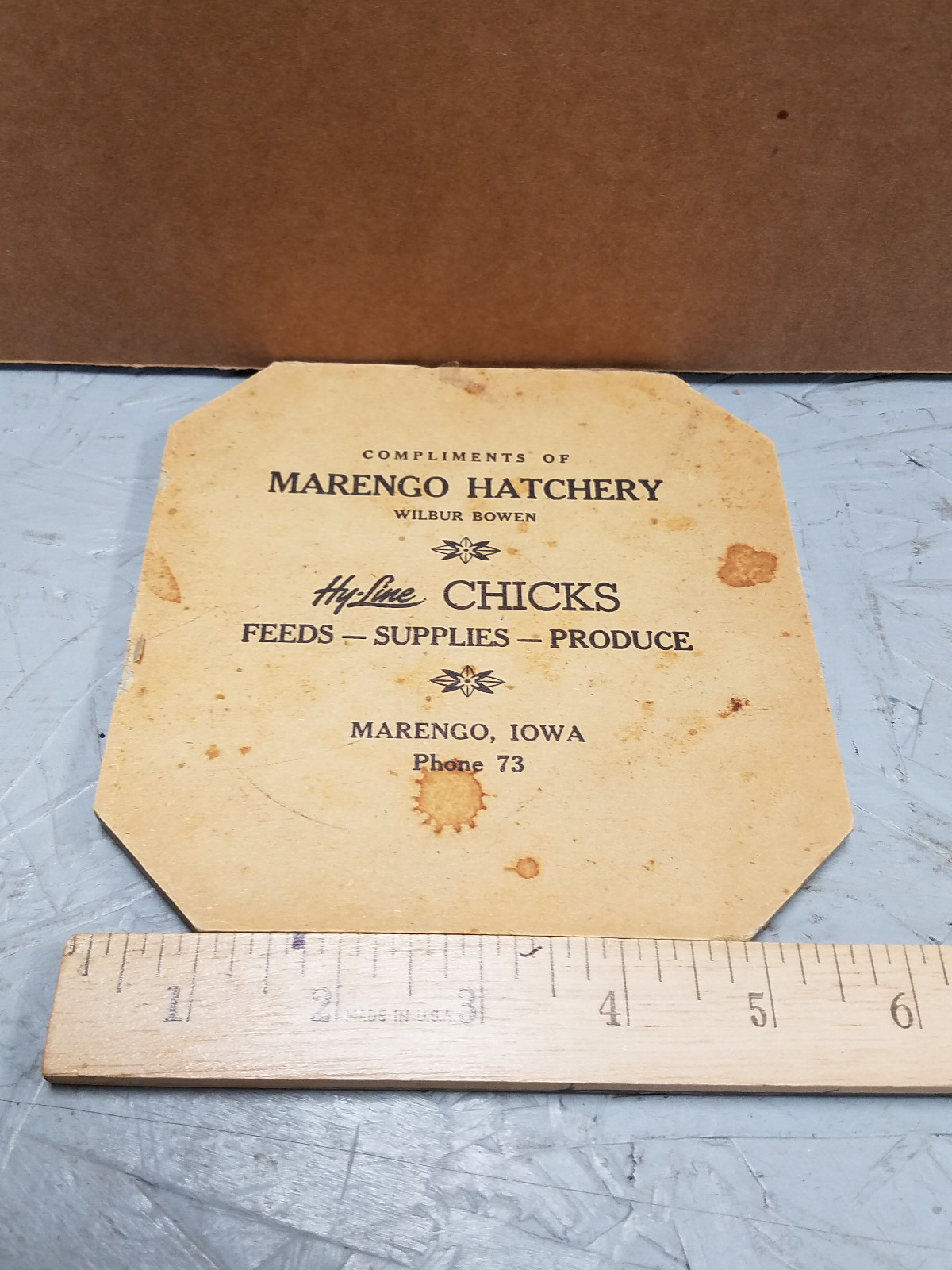 MARENGO HATCHERY Marengo ,Iowa  IA  Hot Pad  Hy-Line CHICKS Wilbur Bowen  TRIVET