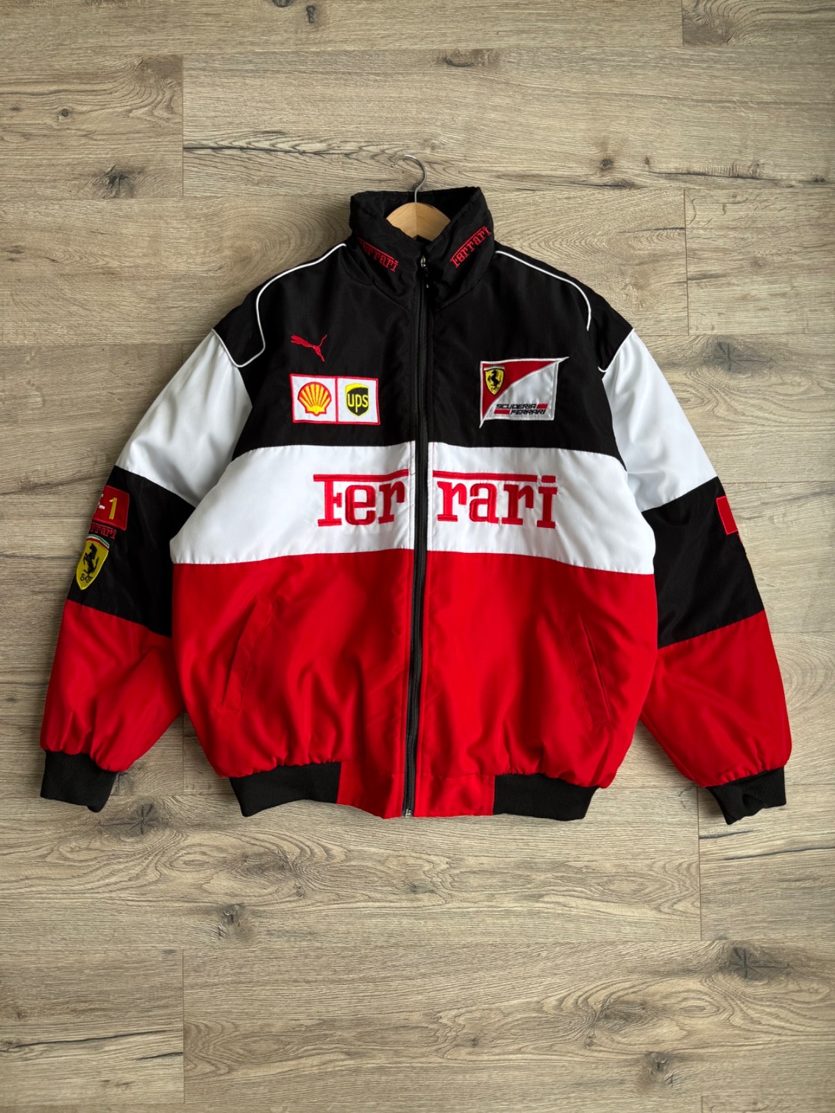Ferrari スポーツジャケット レッド/ホワイト 372626cc24f2c2186a1552a5b6fe4d