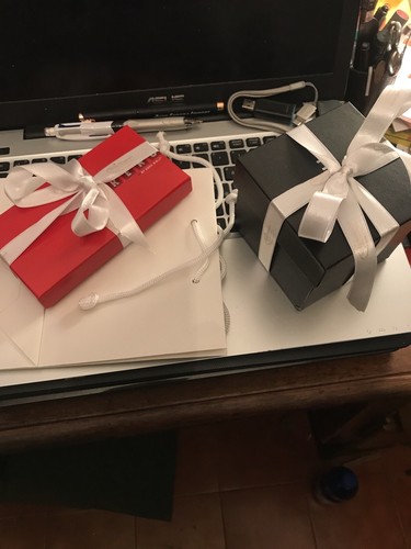 Foto dell'oggetto di un acquirente verificato