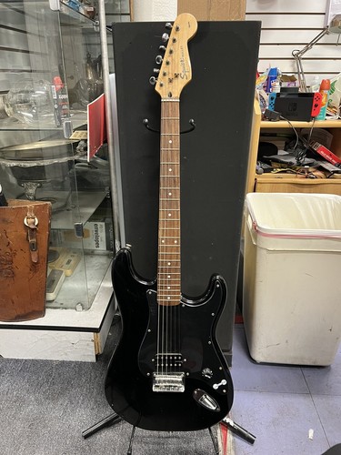ギター Stratocaster Squire by fender affinity Amazon.com: Squier Affinity Series Stratocaster Electric