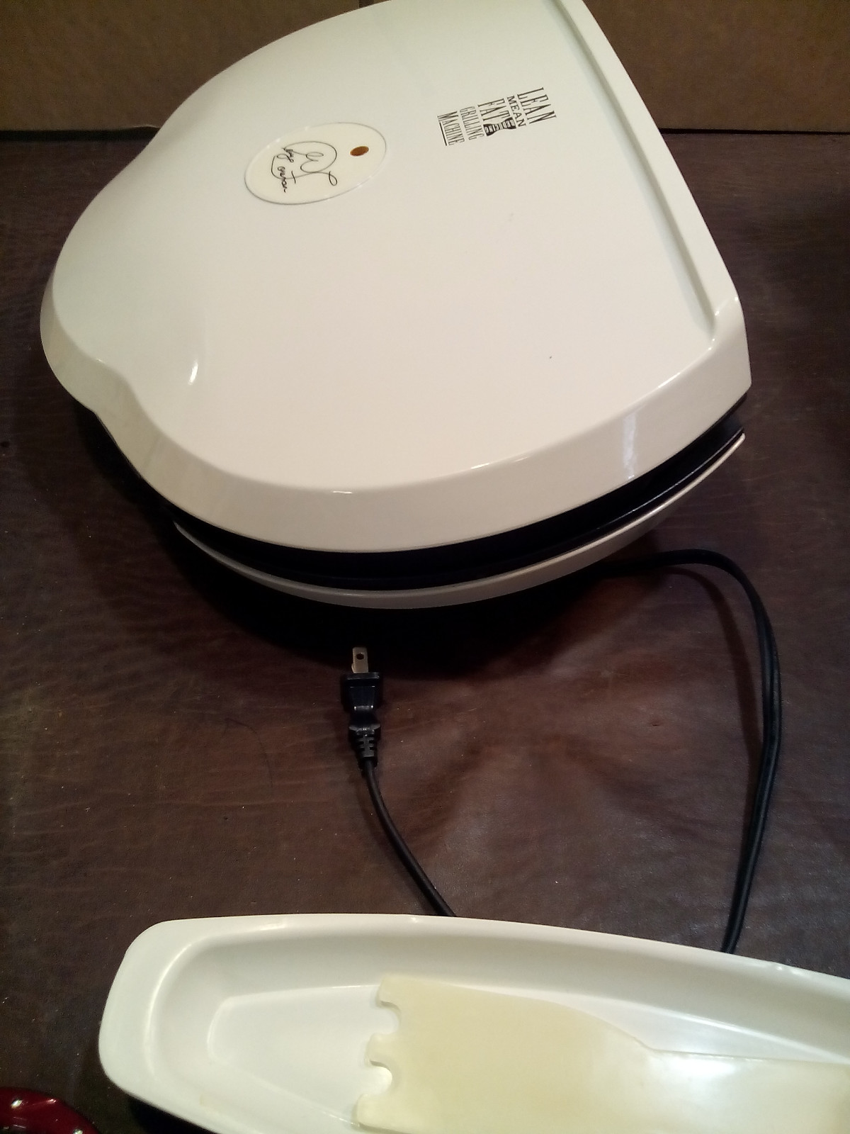 GEORGE FOREMAN JUMBO SIZE LEAN MEAN FAT REDUCING GRILLING MACHINE MODEL# GR35