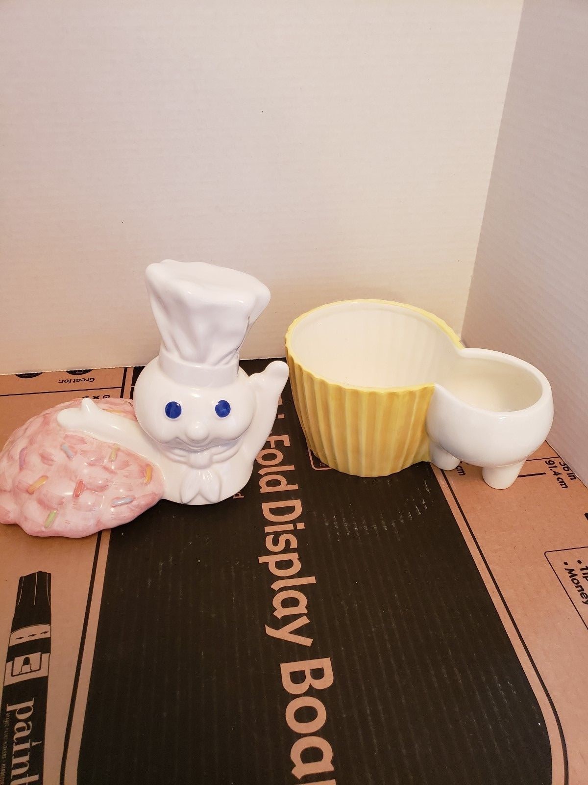 Pillsbury Doughboy Cookie Jar Cupcake 2001