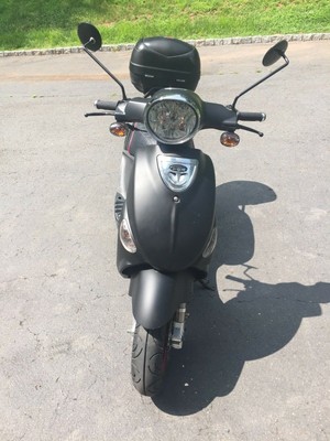 Genuine Buddy 150 Scooter