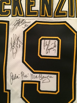 PIE MCKENZIE BRUINS CCM JERSEY SIGNED BY 7 VERY RARE/ COA BOSSA PRODUCTIONS