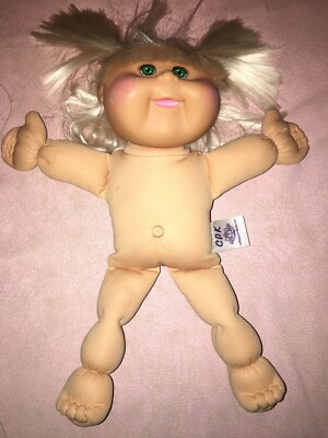 Cabbage Patch Doll Girl Blonde Corn Silk Hair Green Eyed Girl