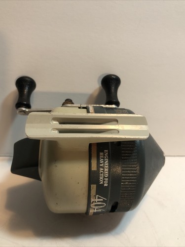 Vintage 1989 Zebco 404&nbsp; Spincasting Fishing Reel WORKS