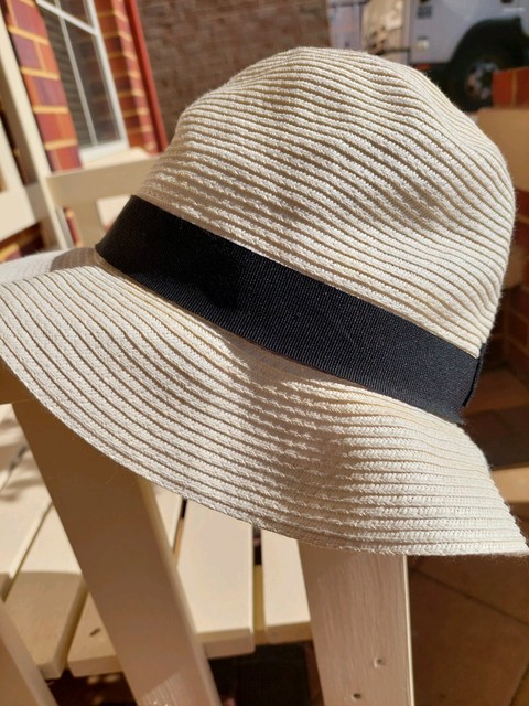 Hat small fedora ivory woven paper RRP 