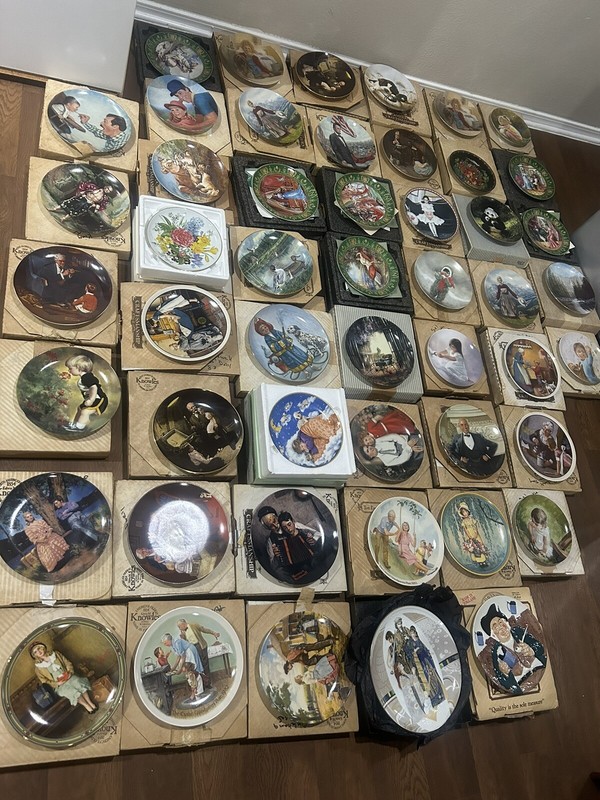 Lot of 50 Collector Plates Knowles Norman Rockwell Plates with