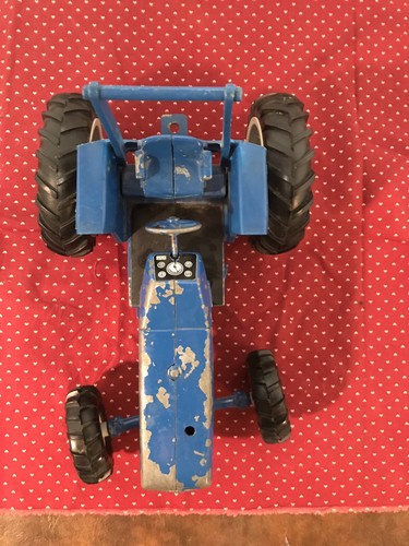 Vintage Ertl Ford 7710 Toy Tractor, Front Wheel Assist and Roll Bar 1/16 scale