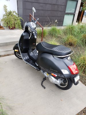 2013 Vespa GTS 300 SuperSport Matte Black 300cc Piaggio