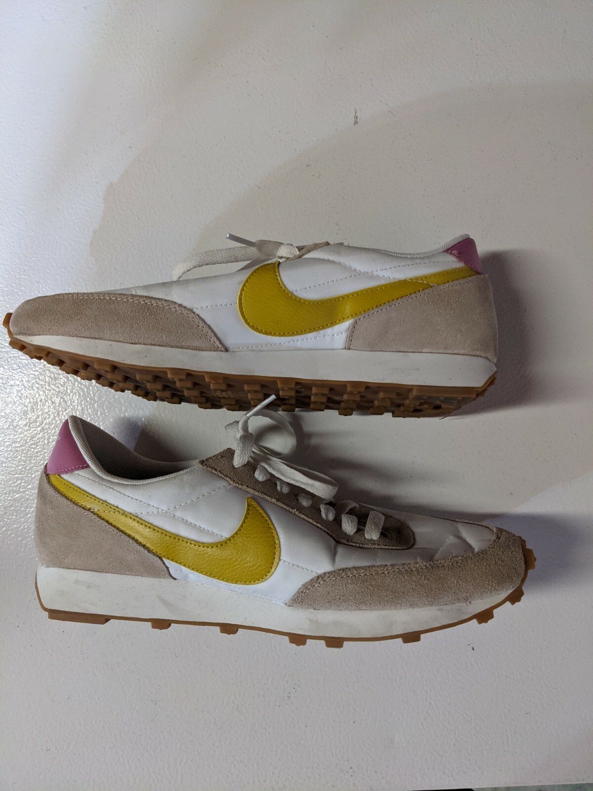 nike daybreak fossil