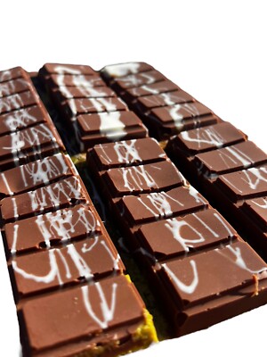 Freshly Made Creamy Famous Dubai Chocolate Bar with Pistachio and Kataifi