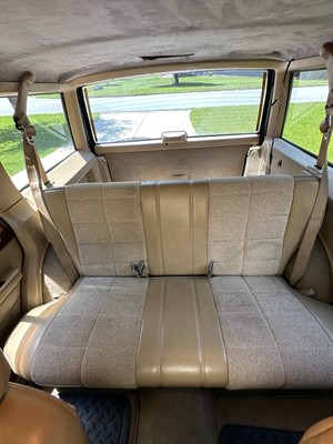 image 4 of interior