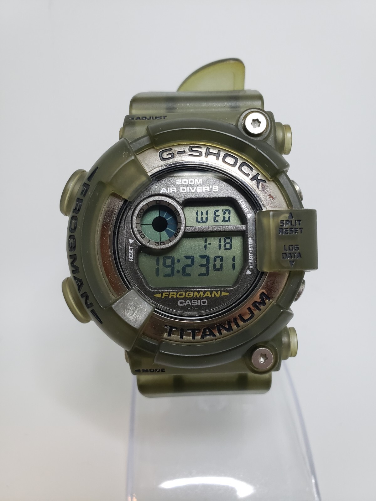 Casio G-Shock Frogman DW-8200 Green Skeleton Titanium 200m Casio G-Shock Frogman DW-8200 Green Skeleton Titanium 200m