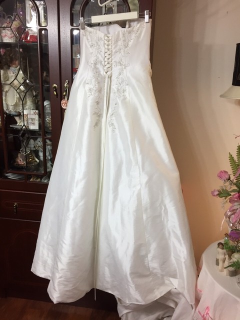 Deb dress or wedding dress worn once | Wedding | Gumtree Australia