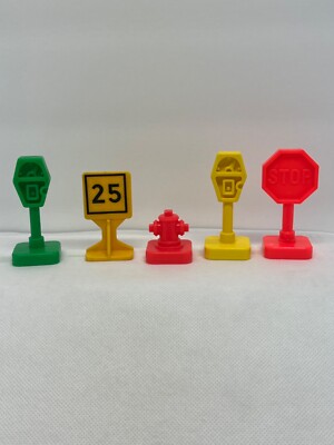 Vintage Fisher Price Little People Parking Meter, Stop sign,  Fire hydrant Speed