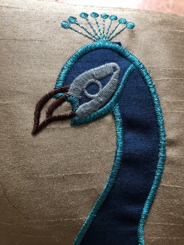 NWOT Thro by Marlo Lorenz 4183 Fancy Peacock 12 x 20 Inch Pillow Multicolor