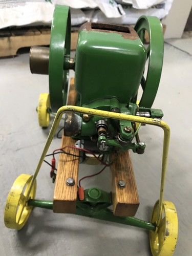 John Deere Salesman Model Hit And Miss Sample Engine