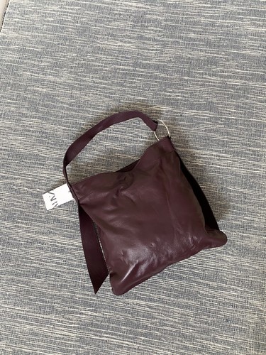 【ZARA】Fringe Leather Maxi Oversized Tote Bag FRINGED LEATHER MAXI TOTE BAG - Black | ZARA United States