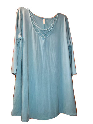 Zenana Premium Cutout Top 3x NWT
