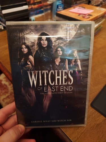 (未使用･未開封品)Witches of East End: Complete First Season [DVD] Amazon.com: Witches of East End: The Complete First Season