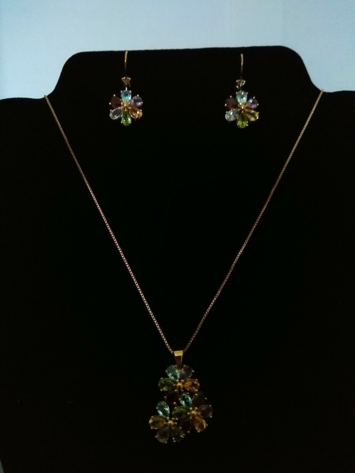 MULTI-GEM PENDANT AND EARRINGS SET IN 18K GOLD OVER STERLING