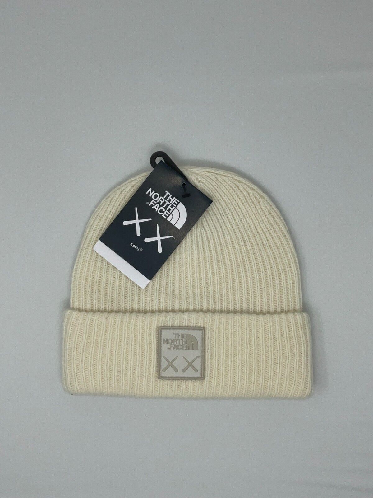 The North Face x Kaws Beanie Moonlight Ivory 22FW The North Face x Kaws Beanie Moonlight Ivory 22FW