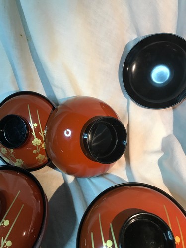 Japanese Vintage Red lacquer ware Makie wooden Soup Bowl 4 Pc. Set Gold Flowers