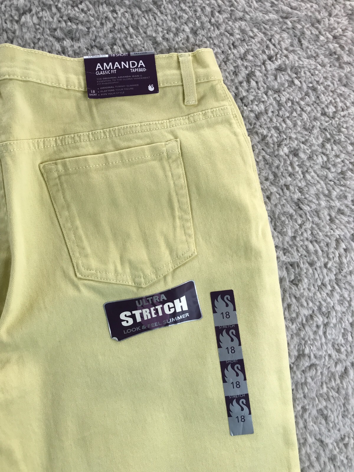 Gloria Vanderbilt Jeans Amanda women 18 high rise zip closure pants yellow New