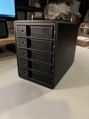 Orico 5 Bay USB 3.0 External Hard Drive Enclosure for 2.5/3.5 SATA HDD - 9558