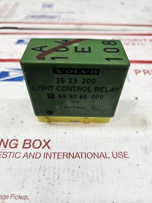 Volvo 3523200 Light Control Relay  850 960 C70 S70 S90 V70 V90