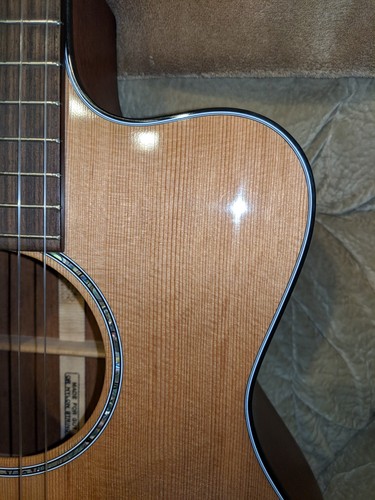 Martin Guitar 000C Nylon String Acoustic Electric Guitar