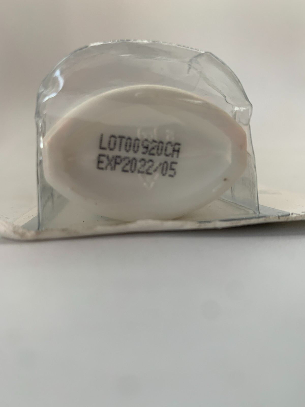 Neutrogena Ultra Face & Body Stick Liquid Daily Facial Sunscreen SPF70 EXPIRED