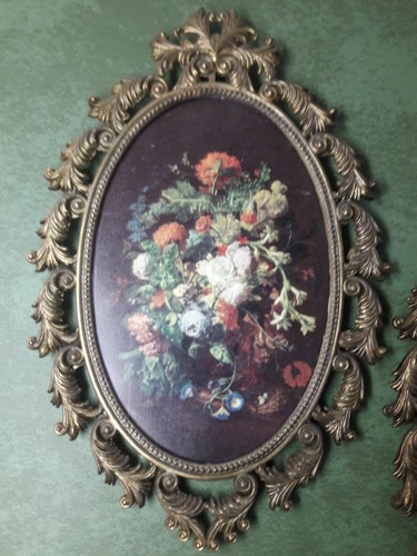 2 Vintage Ornate Oval Brass & Glass Picture Frame Flowers Made in Italy 10