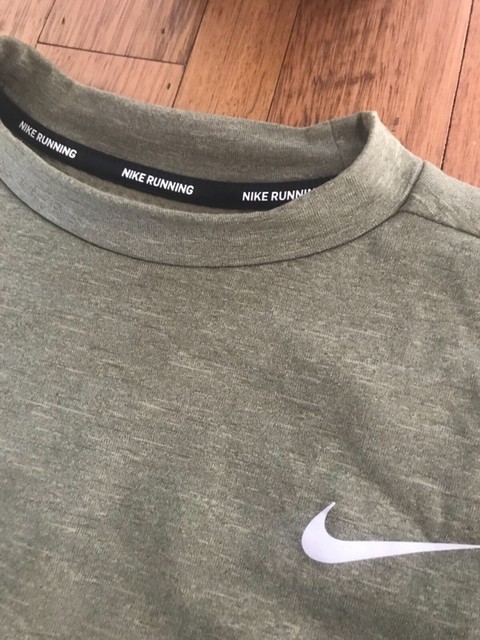 nike running jumper