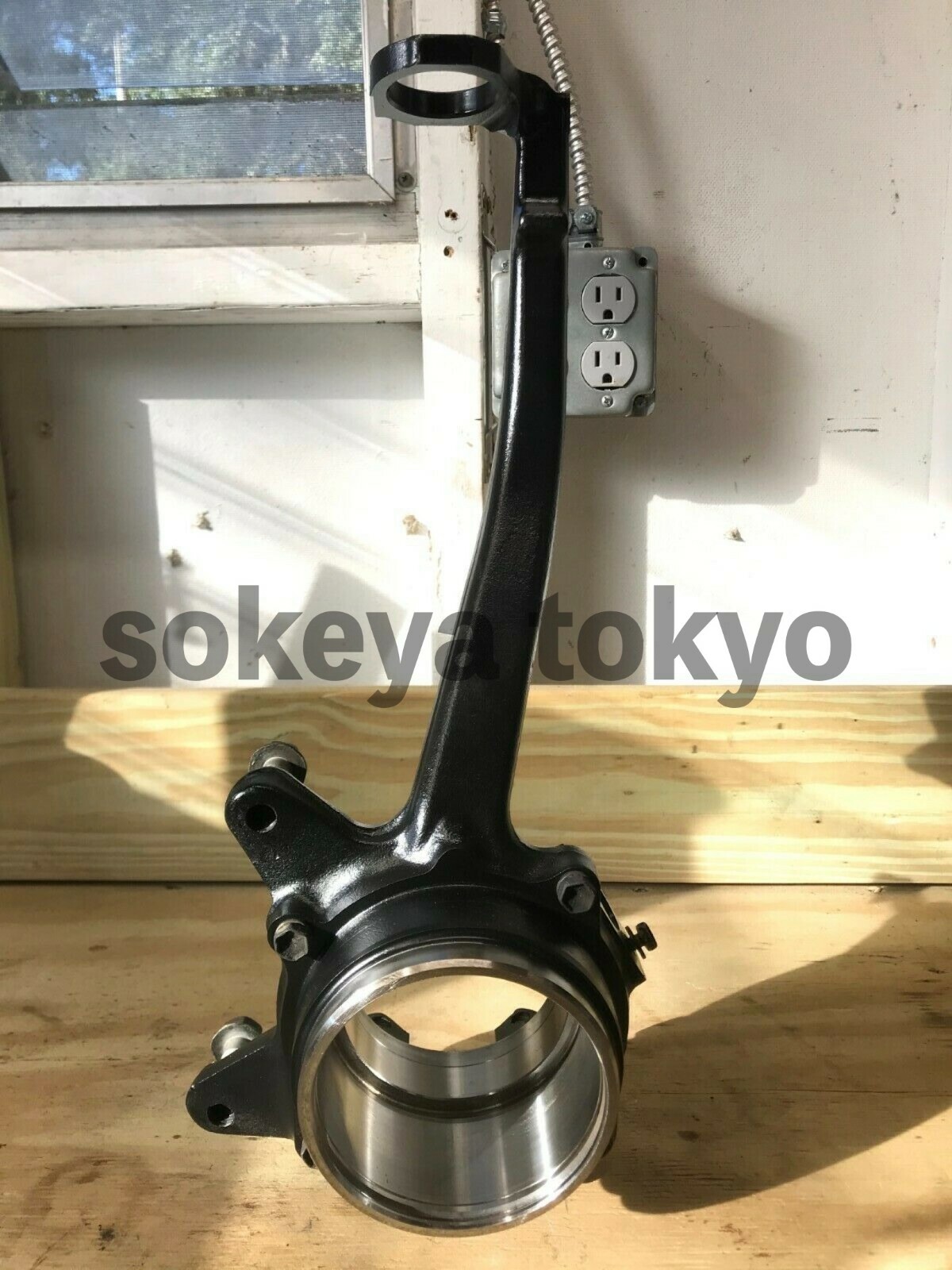 Toyota Steering Knuckle With ABS (Left) 43202-35071 1995