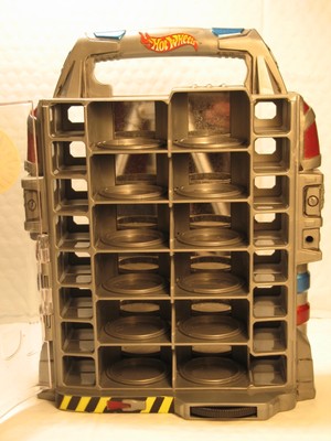 HOT WHEELS ATOMIX TURN DIAL CASE