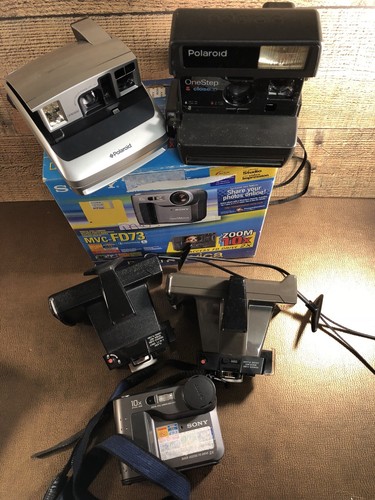 VINTAGE POLAROID Lot Of 4 Land Cameras + Sony MVC-FD73 Photography Box Lot