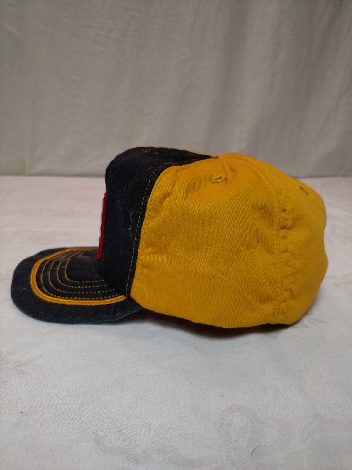 Vintage CFS Custom Farm Seed Farmer Cap Trucker Hat Insulated Snapback USA