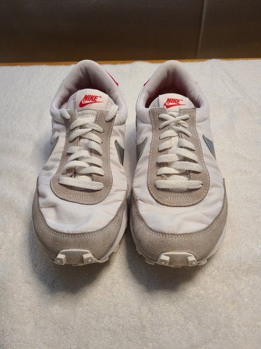 公式正規品!★DAYBREAK SUMMIT WHITE Nike Womens Wmns Daybreak Summit White Pale Ivory Beige