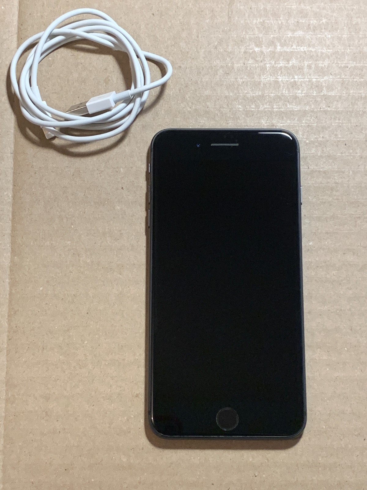 ※値下げしました！　Apple iPhone8 ブラック　256GB APPLE IPHONE 8 256GB UNLOCKED SMARTPHONE-BLK Refurbished