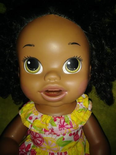 Baby Alive 2014 Bilingual Hasbro Doll Soft Face Green Eyes African American