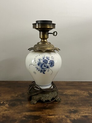Vintage White Glass Lamp Base W/Blue Floral Pattern 3 Way Night Light