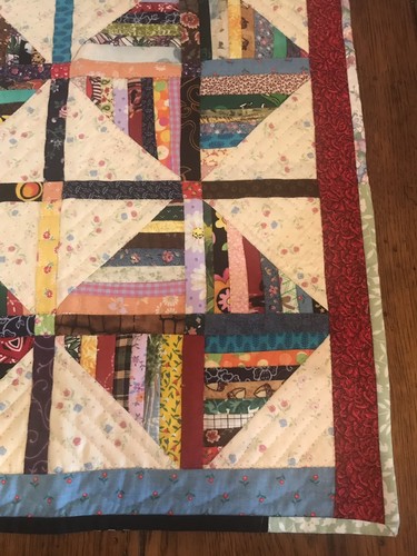 BEAUTIFUL QUILTED DOLL QUILT, TABLE TOPPER OR WALL HANGING