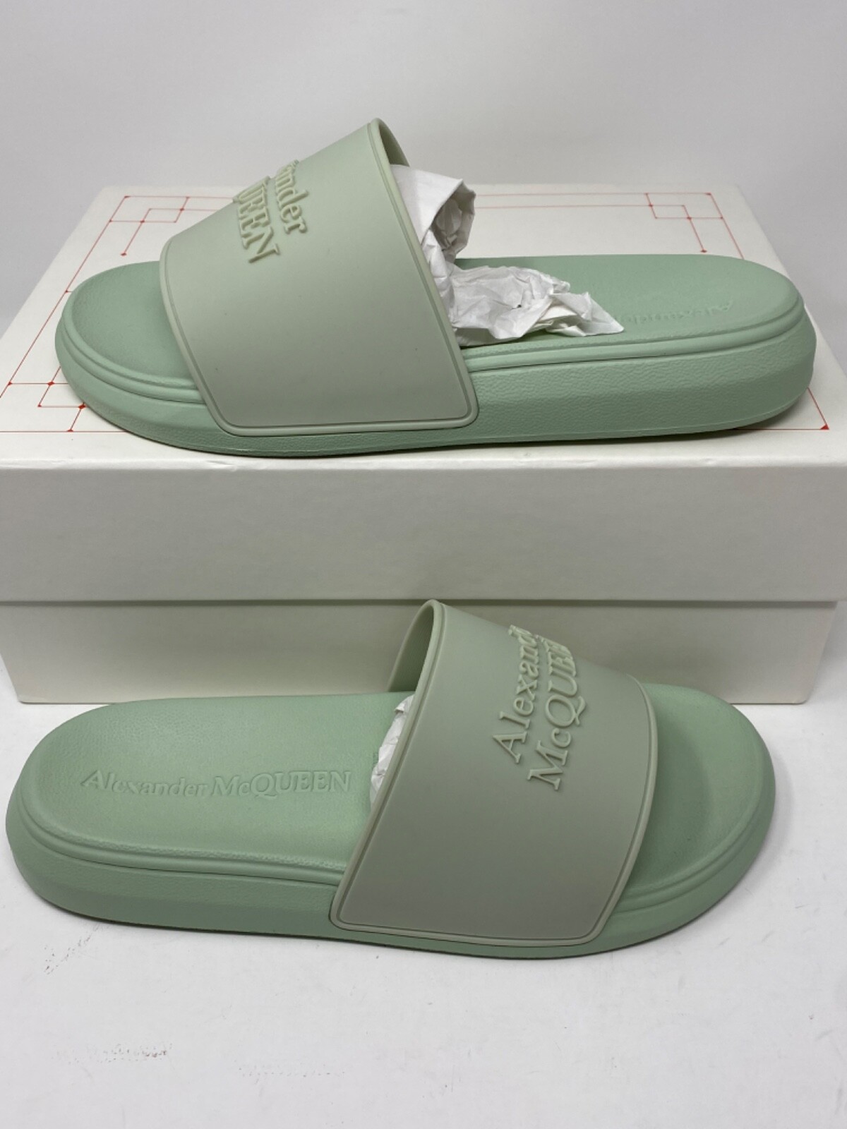 ★alexander mcqueen★ Mount Slick Sandals Green 735803WHXK53 McQueen Mount Slick sandals for Men - Green in UAE | Level Shoes