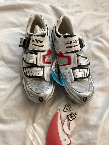 Shimano 自転車用シューズ EU 40 シューズ（ワイド） – シマノ《公式》サイクリングオンラインストア