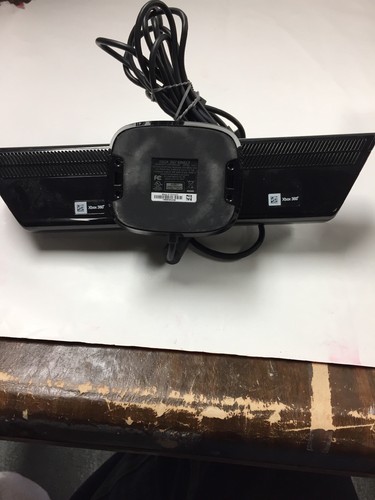 Genuine Microsoft XBOX 360 Kinect Motion Sensor Bar Black 1473 W/ 4 Games