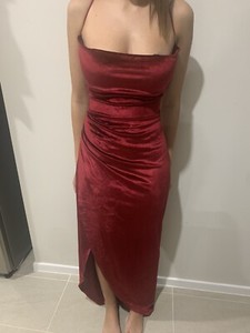 velvet luxe maxi dress in wine