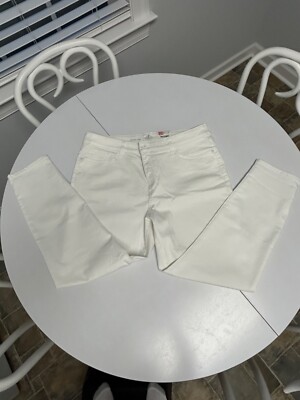 Women's NWT Size 16 St. John's Bay Skinny Ankle Mid-Rise White Skinny Leg Jeans